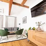 In Der Alten Schnapsbrennerei Kolleritsch In Apartment Mureck