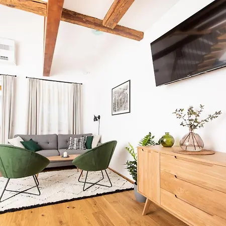 In Der Alten Schnapsbrennerei Kolleritsch In Apartment Mureck