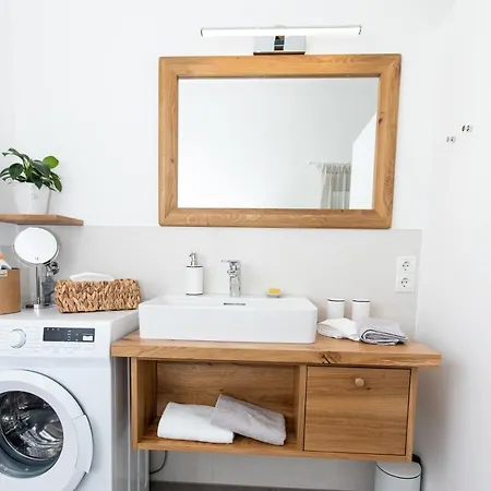 In Der Alten Schnapsbrennerei Kolleritsch In * ムレック